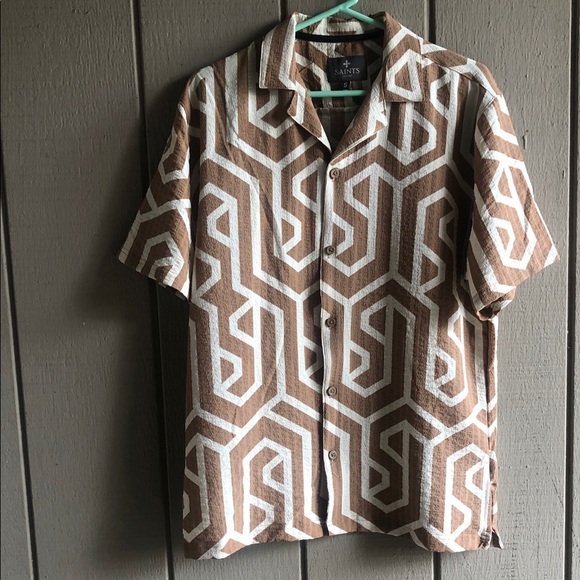 Stylish Tan Geometric Men's Shirt - Picture 2 of 7